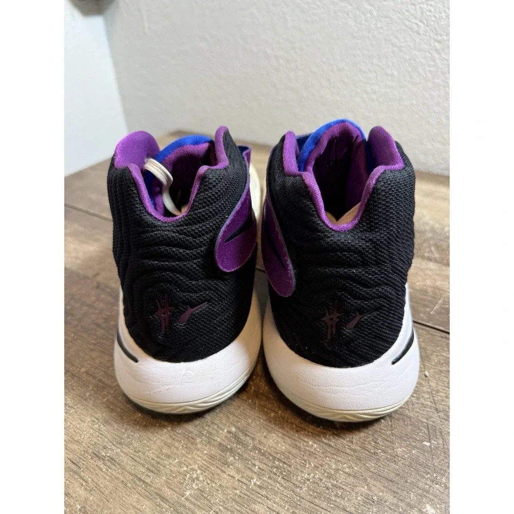 Nike Kyrie 2 Kyrache White Berry Purple‎ Black Size 14 Sneakers Shoes 819583-104